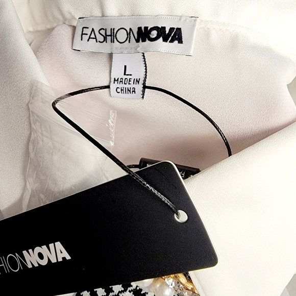 Fashion Nova White Top Blouse Houndstooth Embellished - Picture 8 of 8